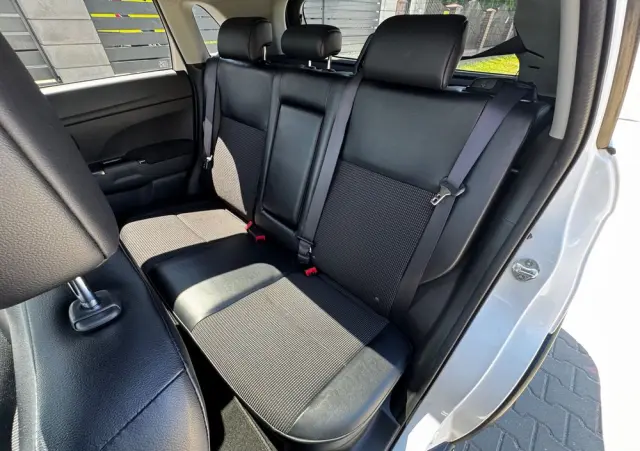 PEUGEOT 4008 