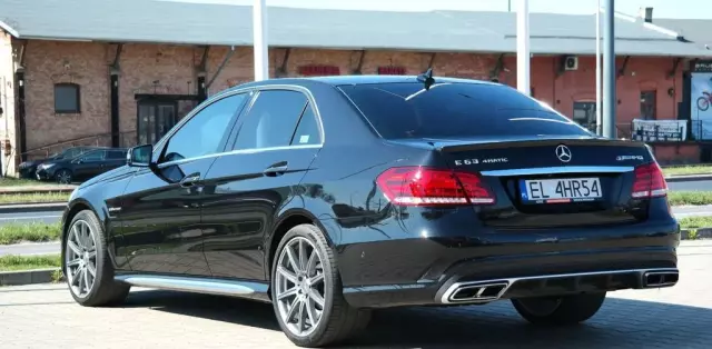 MERCEDES-BENZ Klasa E 