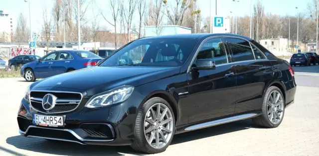 MERCEDES-BENZ Klasa E 