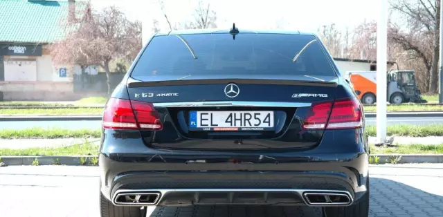 MERCEDES-BENZ Klasa E 