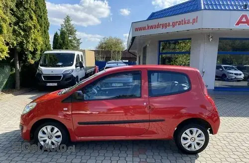 RENAULT Twingo 