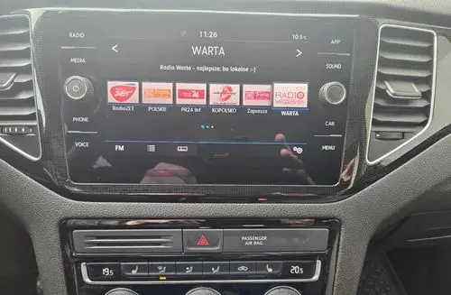 VOLKSWAGEN Golf Sportsvan 