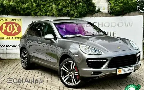 PORSCHE Cayenne 