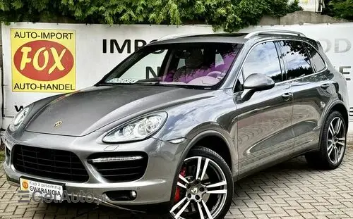 PORSCHE Cayenne 