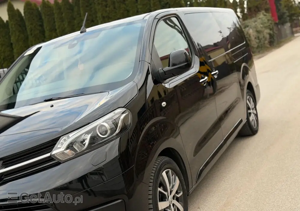 TOYOTA Proace Verso 2.0 D4-D Long Family
