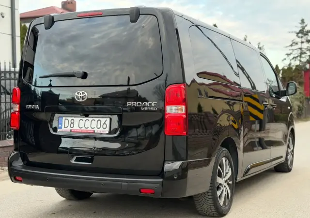 TOYOTA Proace Verso 2.0 D4-D Long Family