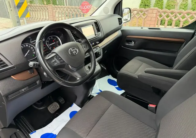 TOYOTA Proace Verso 2.0 D4-D Long Family
