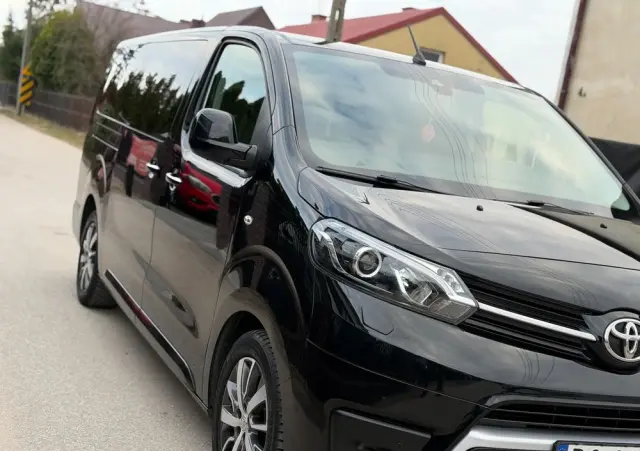TOYOTA Proace Verso 2.0 D4-D Long Family