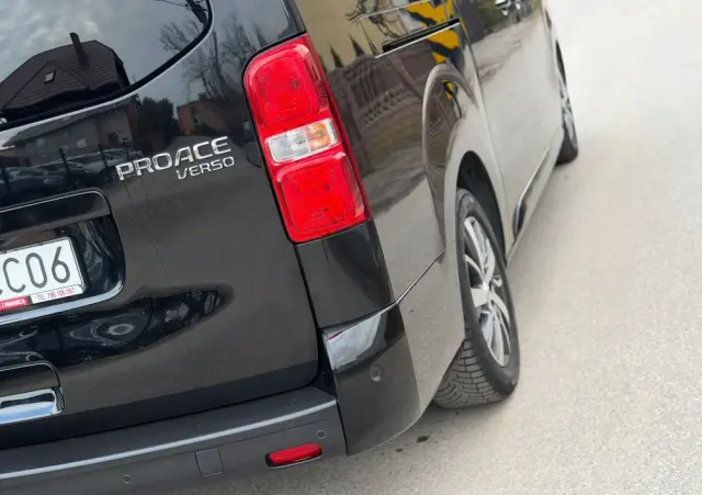 TOYOTA Proace Verso 2.0 D4-D Long Family