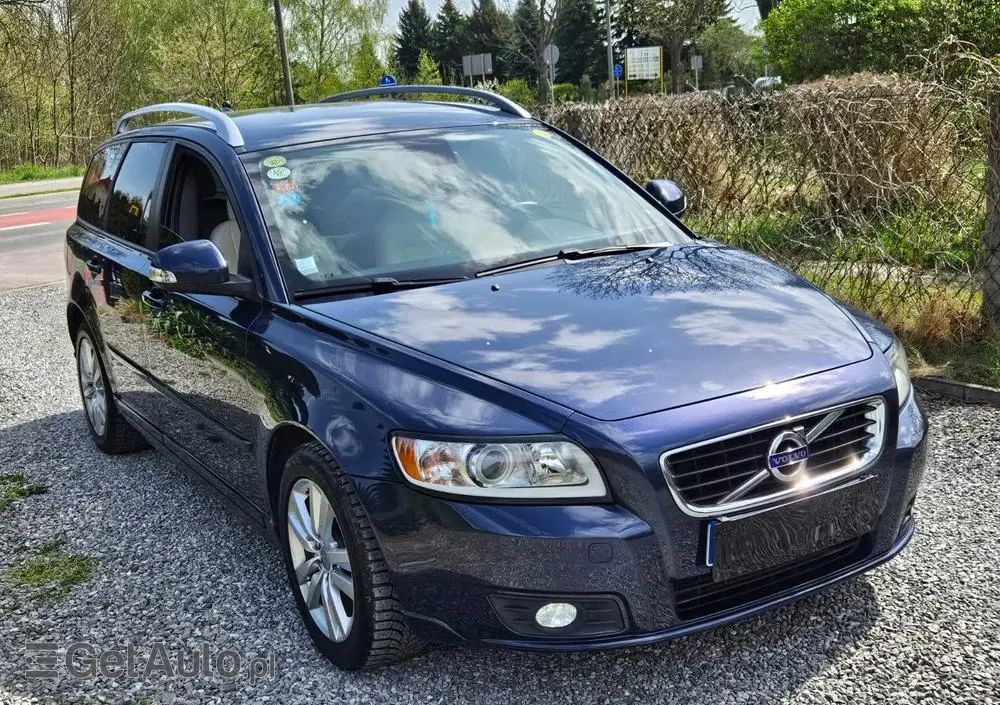 VOLVO V50 DPF D3 Summum