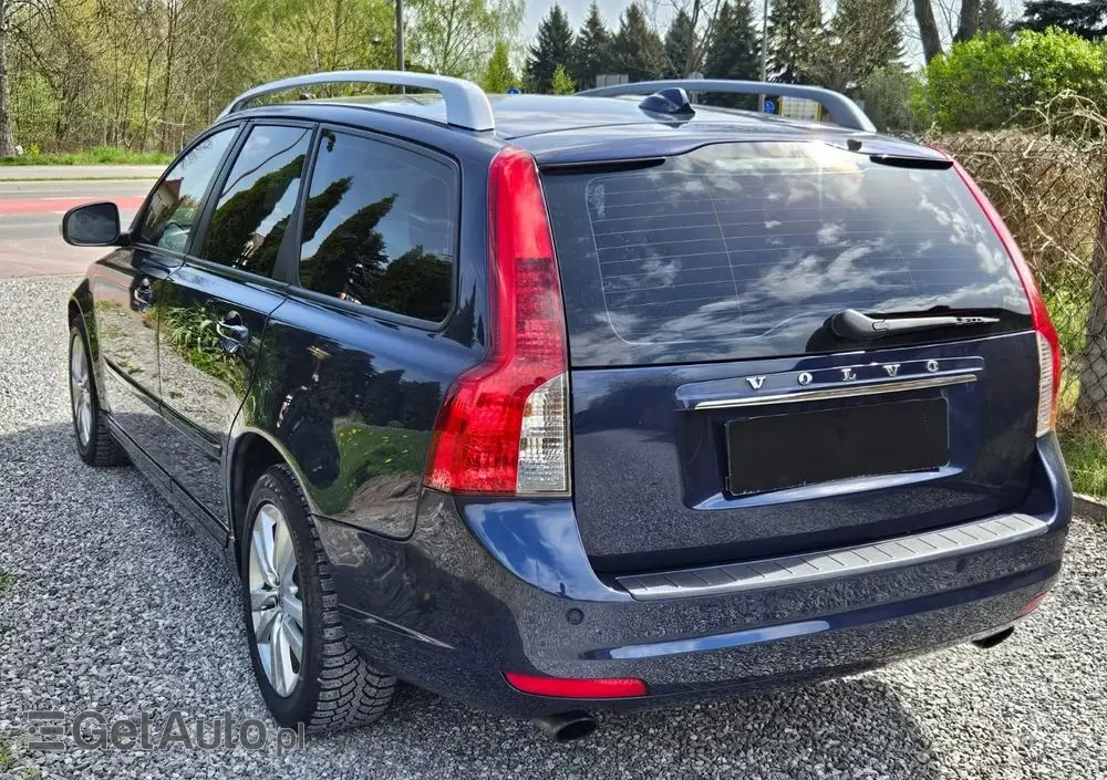 VOLVO V50 DPF D3 Summum