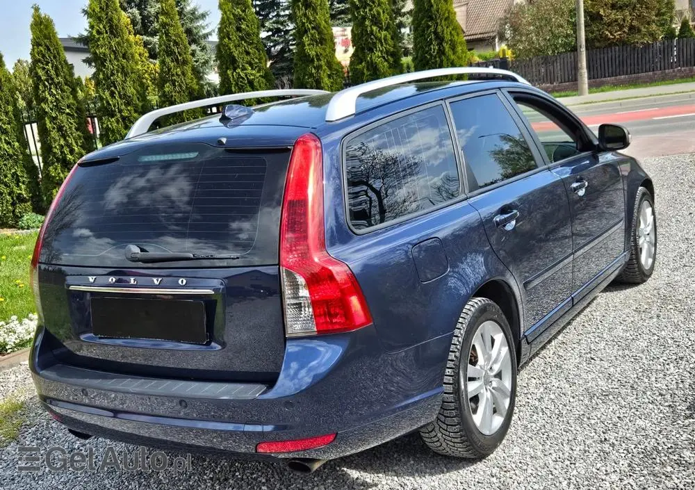 VOLVO V50 DPF D3 Summum