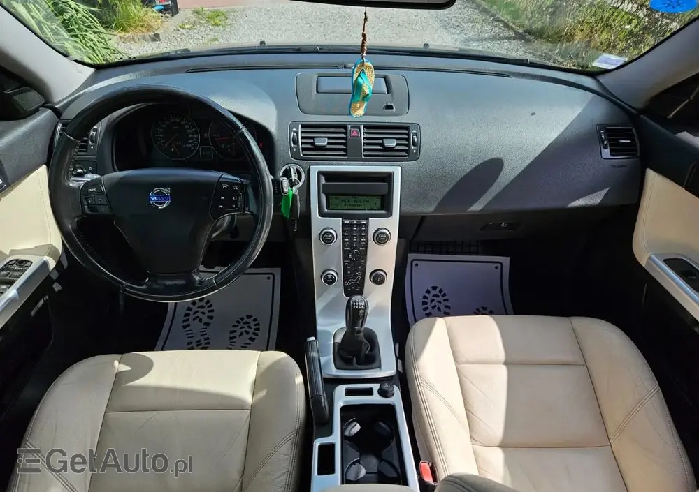 VOLVO V50 DPF D3 Summum