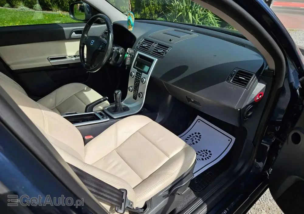 VOLVO V50 DPF D3 Summum