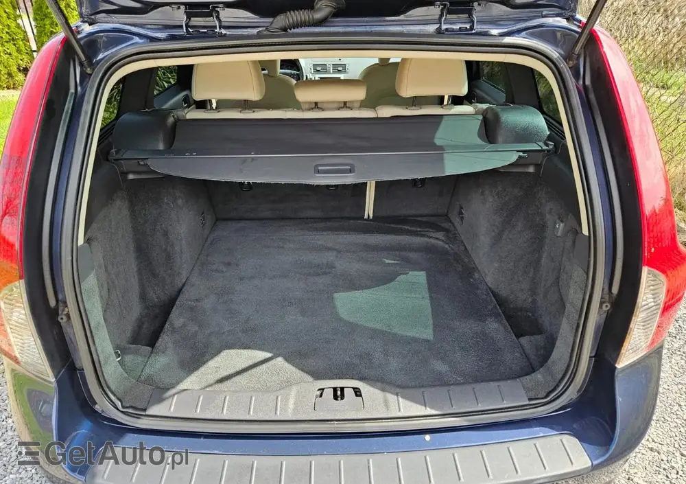 VOLVO V50 DPF D3 Summum