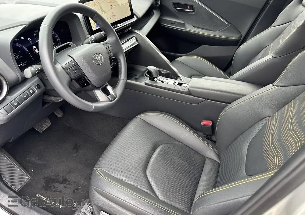 TOYOTA C-HR 2.0 Hybrid Dynamic Force Executive Premiere Edition