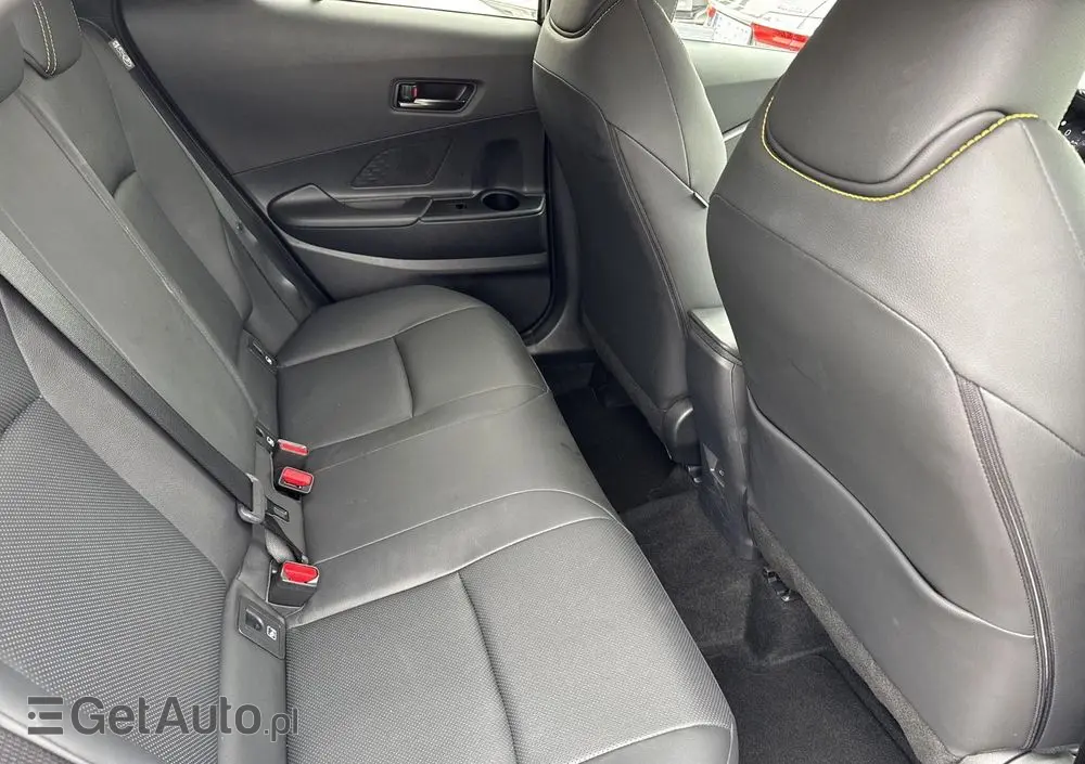 TOYOTA C-HR 2.0 Hybrid Dynamic Force Executive Premiere Edition