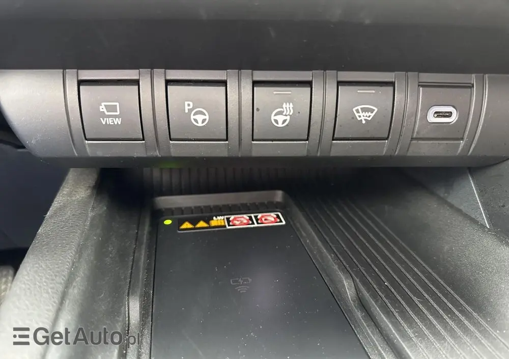 TOYOTA C-HR 2.0 Hybrid Dynamic Force Executive Premiere Edition