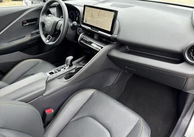 TOYOTA C-HR 2.0 Hybrid Dynamic Force Executive Premiere Edition