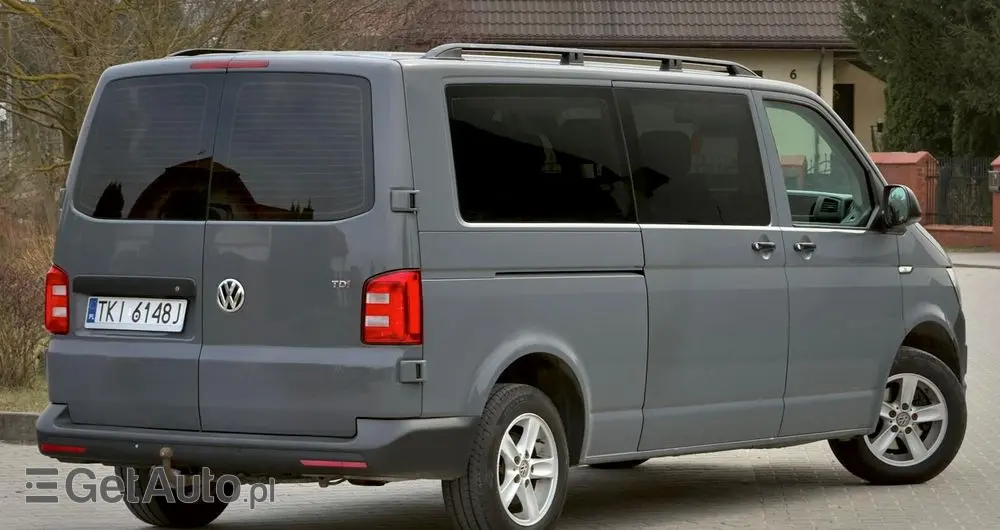 VOLKSWAGEN Transporter DSG Kurz Plus Comfortline