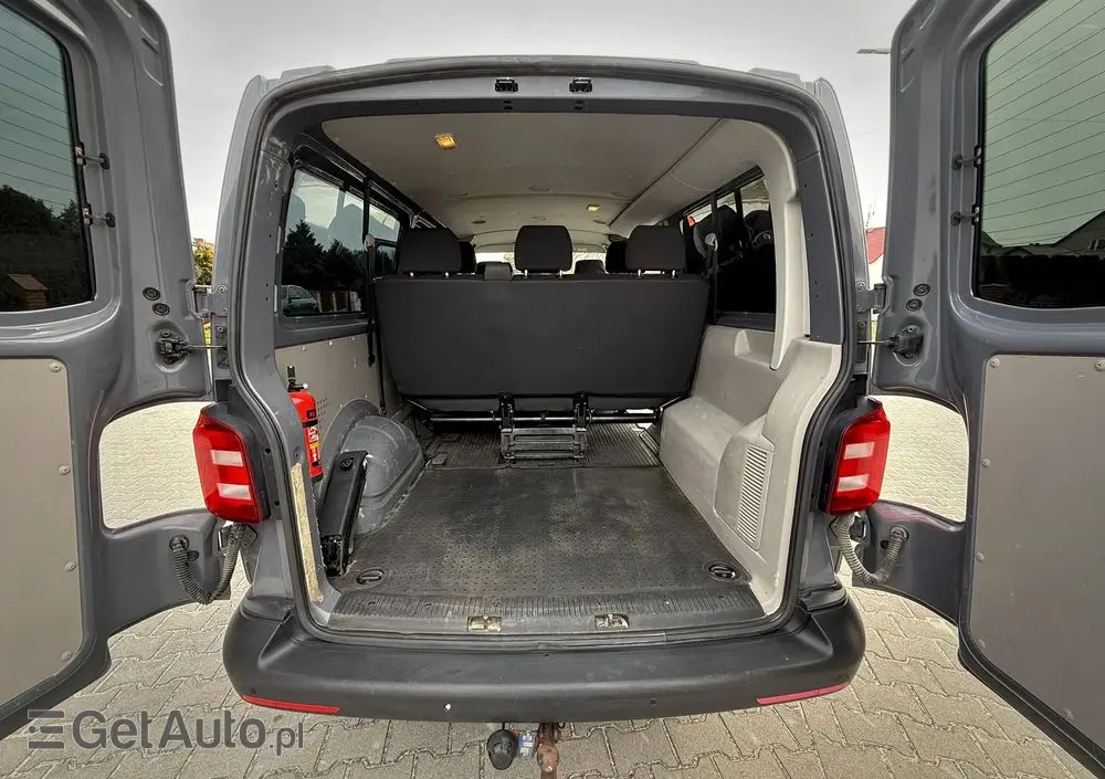 VOLKSWAGEN Transporter DSG Kurz Plus Comfortline