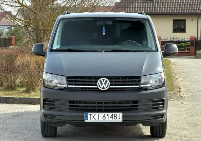 VOLKSWAGEN Transporter DSG Kurz Plus Comfortline