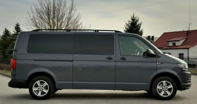 VOLKSWAGEN Transporter DSG Kurz Plus Comfortline