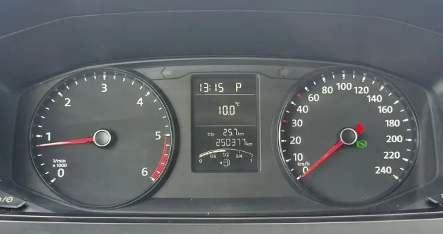 VOLKSWAGEN Transporter DSG Kurz Plus Comfortline