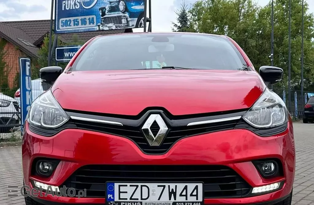 RENAULT Clio 