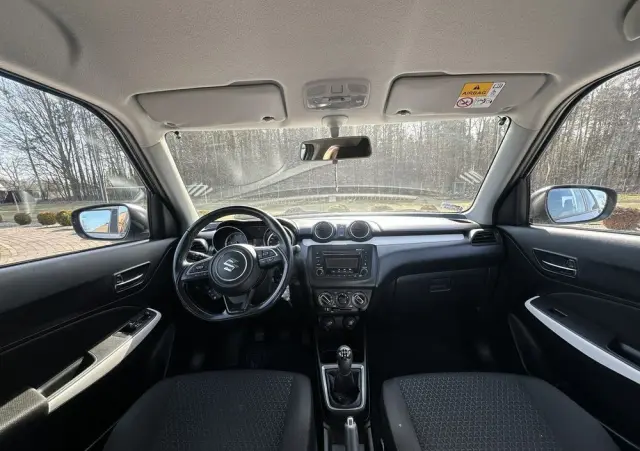 SUZUKI Swift 