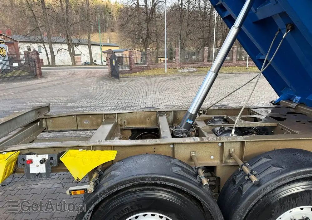 SCHMITZ CARGOBULL ZKI 18 przyczepa wywrotka tandem, BORDMATIC, plandeka, TOP! 