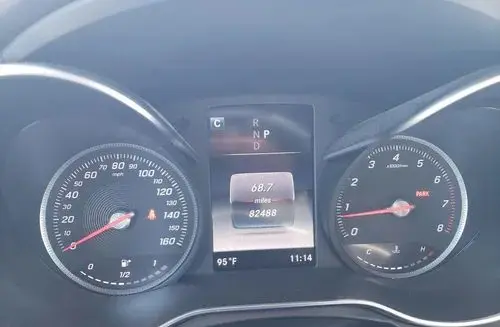 MERCEDES-BENZ Glc 