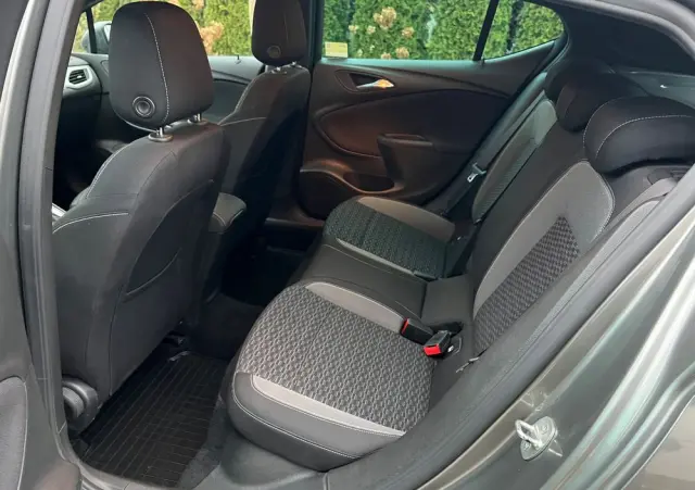 OPEL Astra 1.5 CDTI GS Line