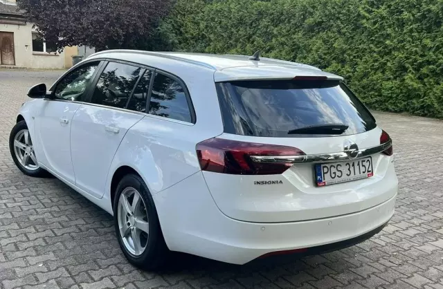 OPEL Insignia 