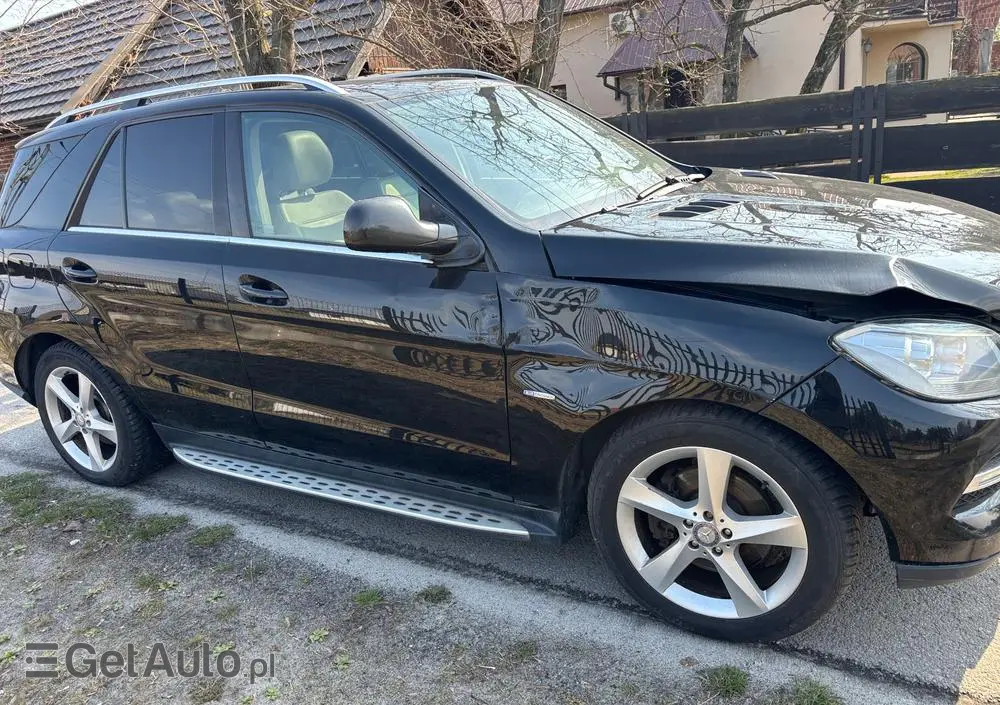 MERCEDES-BENZ ML 