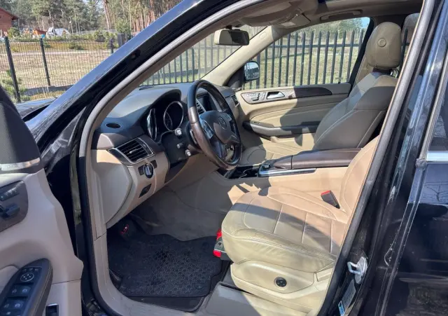 MERCEDES-BENZ ML 