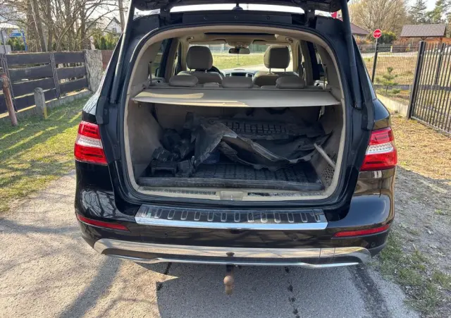 MERCEDES-BENZ ML 