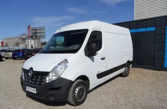 RENAULT Master 