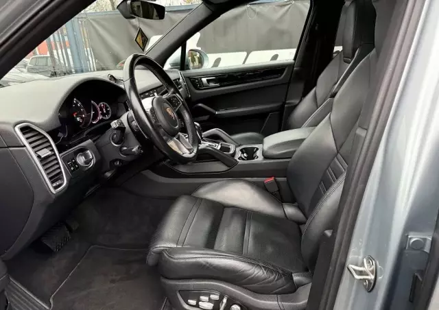 PORSCHE Cayenne Tiptronic S