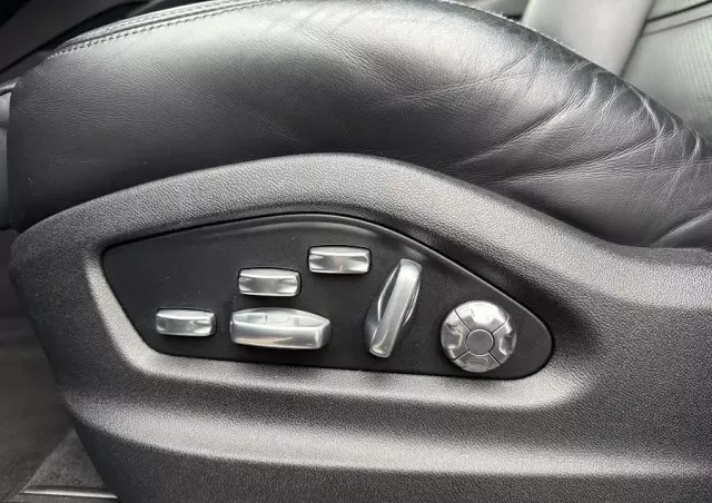 PORSCHE Cayenne Tiptronic S