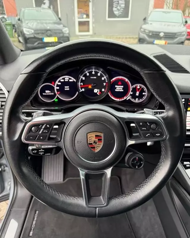 PORSCHE Cayenne Tiptronic S