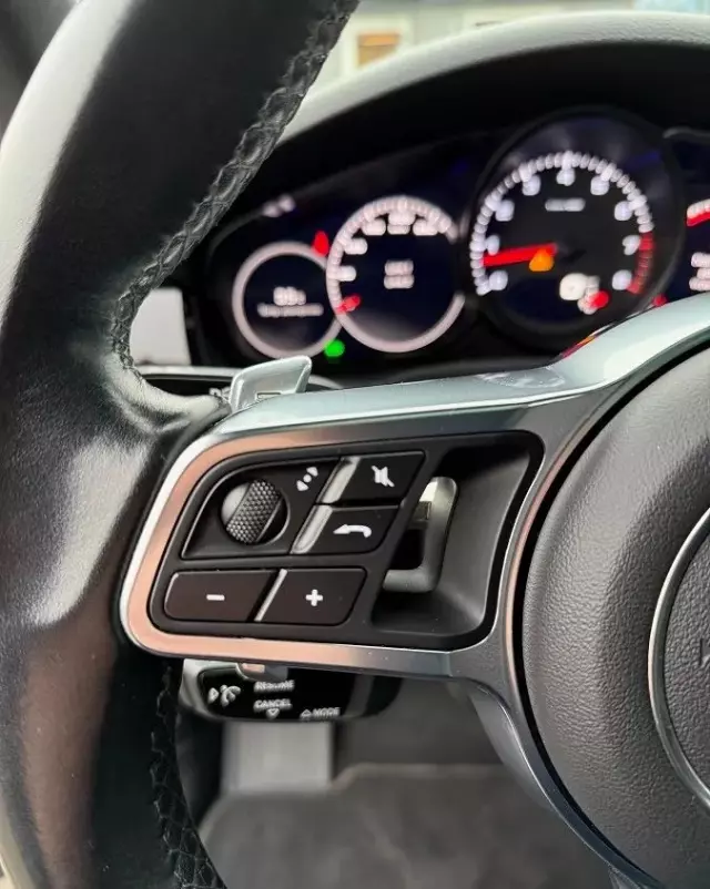 PORSCHE Cayenne Tiptronic S