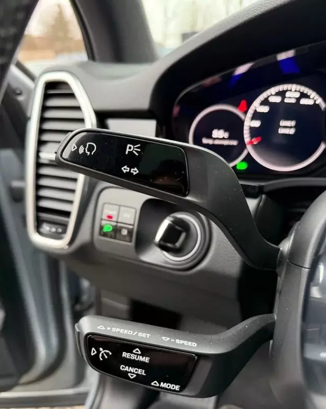 PORSCHE Cayenne Tiptronic S