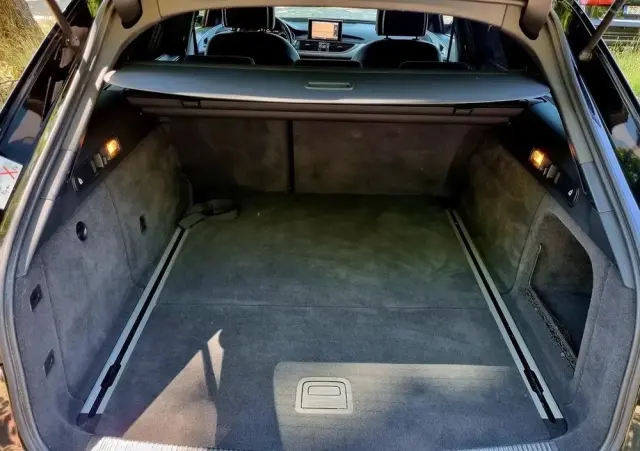 AUDI A6 Avant 3.0 TDI S tronic