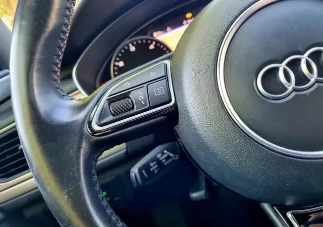 AUDI A6 Avant 3.0 TDI S tronic