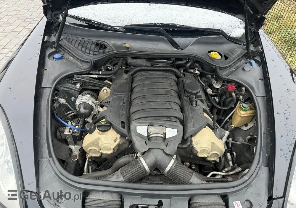 PORSCHE Panamera 4S