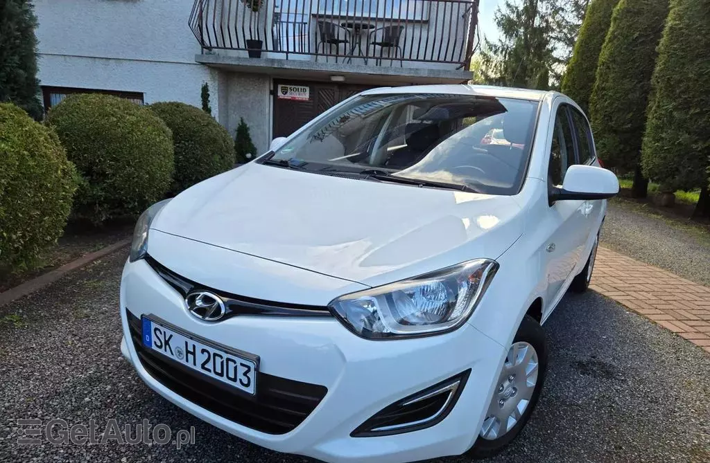 HYUNDAI I20 
