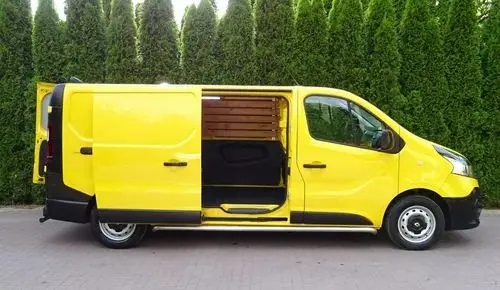 RENAULT Trafic 