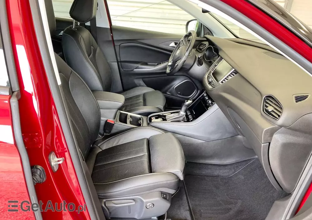 OPEL Grandland X 1.6 T Ultimate S&S