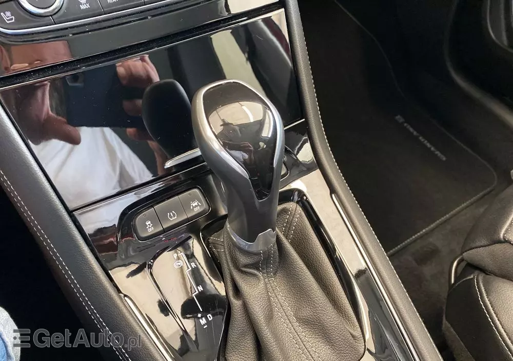 OPEL Grandland X 1.6 T Ultimate S&S